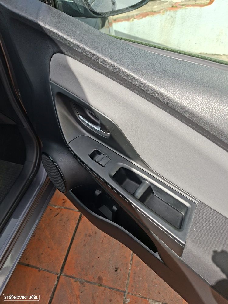 Toyota Yaris 1.0 VVT-i Comfort - 9