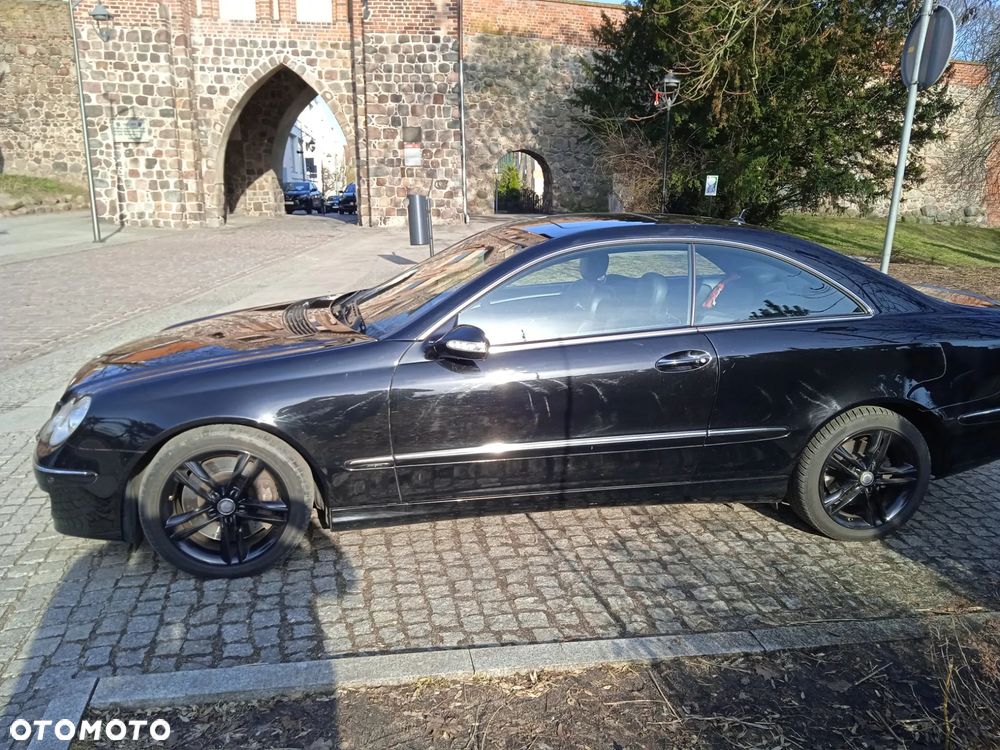 Mercedes-Benz CLK 320 CDI 7G-TRONIC Elegance - 7