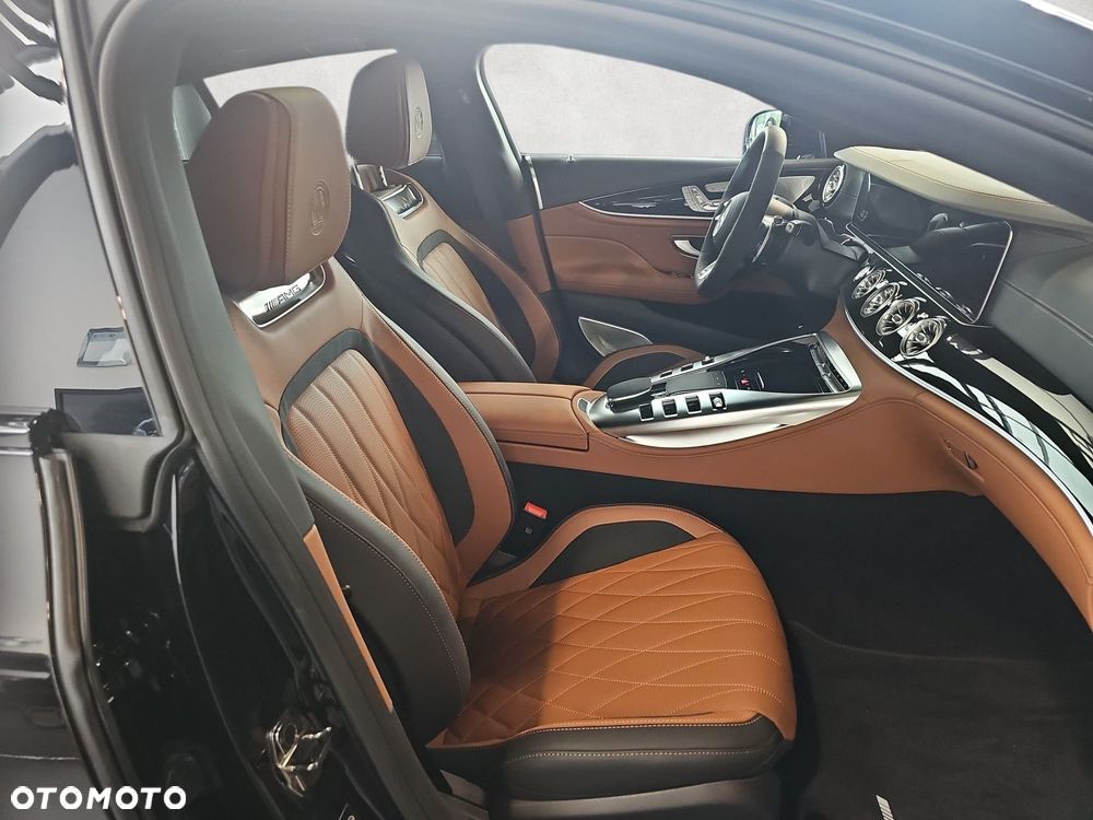 Mercedes-Benz AMG GT - 15