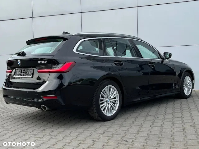 BMW Seria 3 318d Sport Line - 8