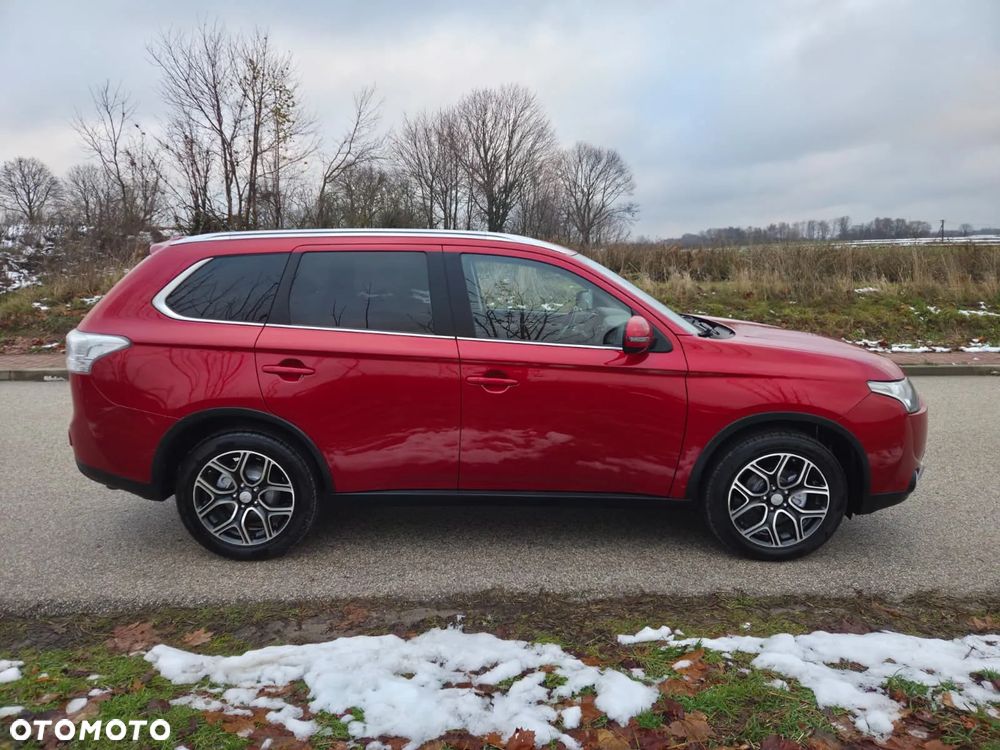 Mitsubishi Outlander 2.2 DI-D 4WD Top - 4