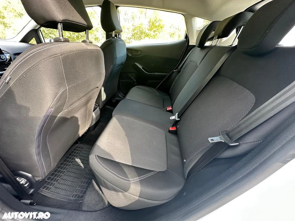 Ford Fiesta 1.1 Trend Connected - 8