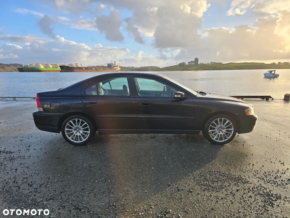 Volvo S60 D5 Summum - 3