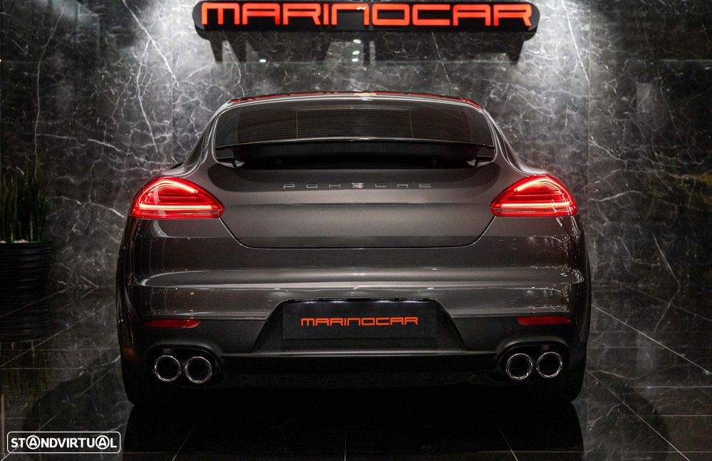Porsche Panamera Standard - 3