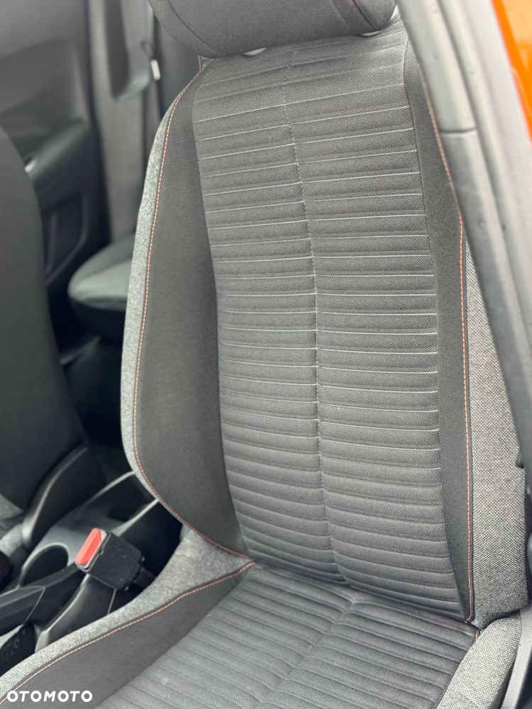 Peugeot 2008 1.5 BlueHDi Active Pack S&S - 19