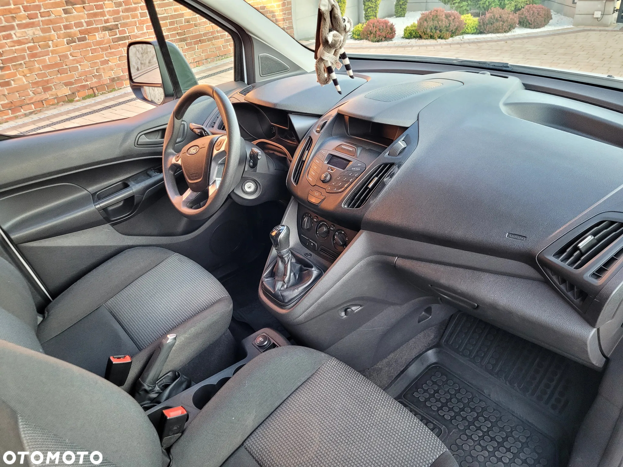 Ford Transit Connect - 13