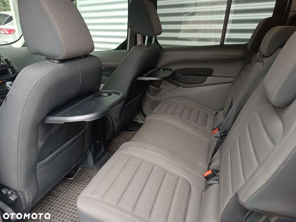 Ford Tourneo Connect Grand - 30