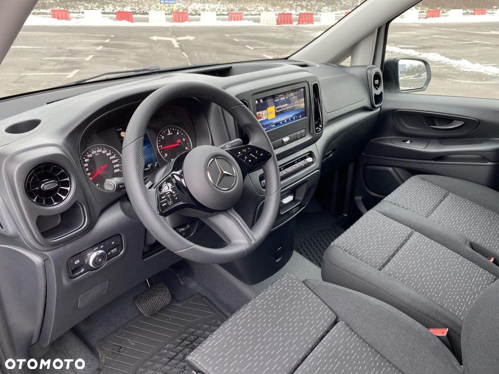 Mercedes-Benz Vito - 10