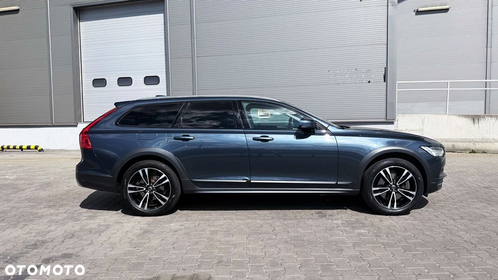 Volvo V90 Cross Country D5 AWD - 2