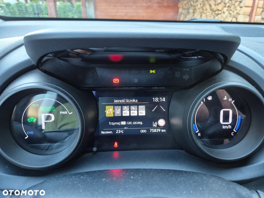 Toyota Yaris Hybrid 100 Dynamic EU6 - 28