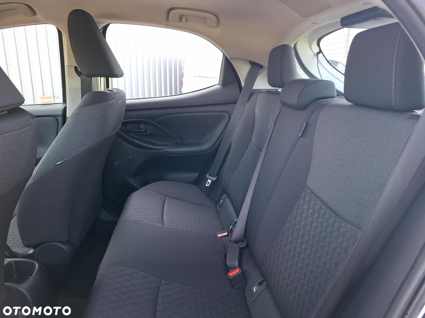 Toyota Yaris 1.0 Comfort - 11