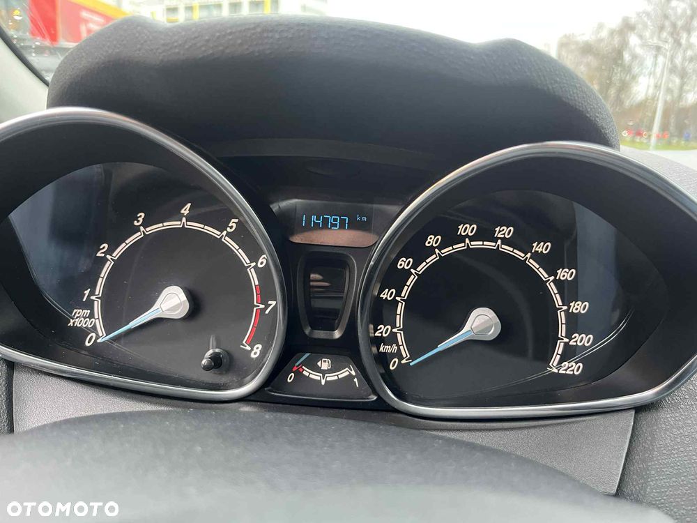 Ford Fiesta 1.25 SYNC Edition - 13