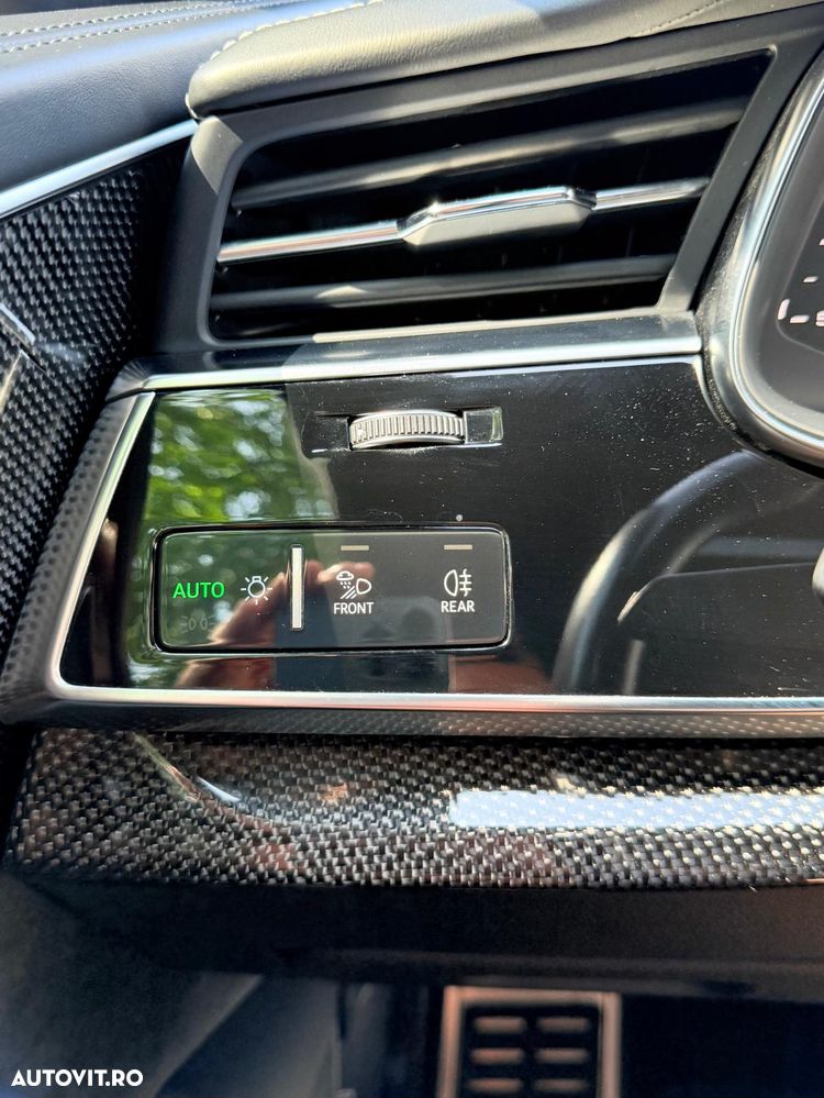 Audi SQ8 TDI quattro tiptronic - 33