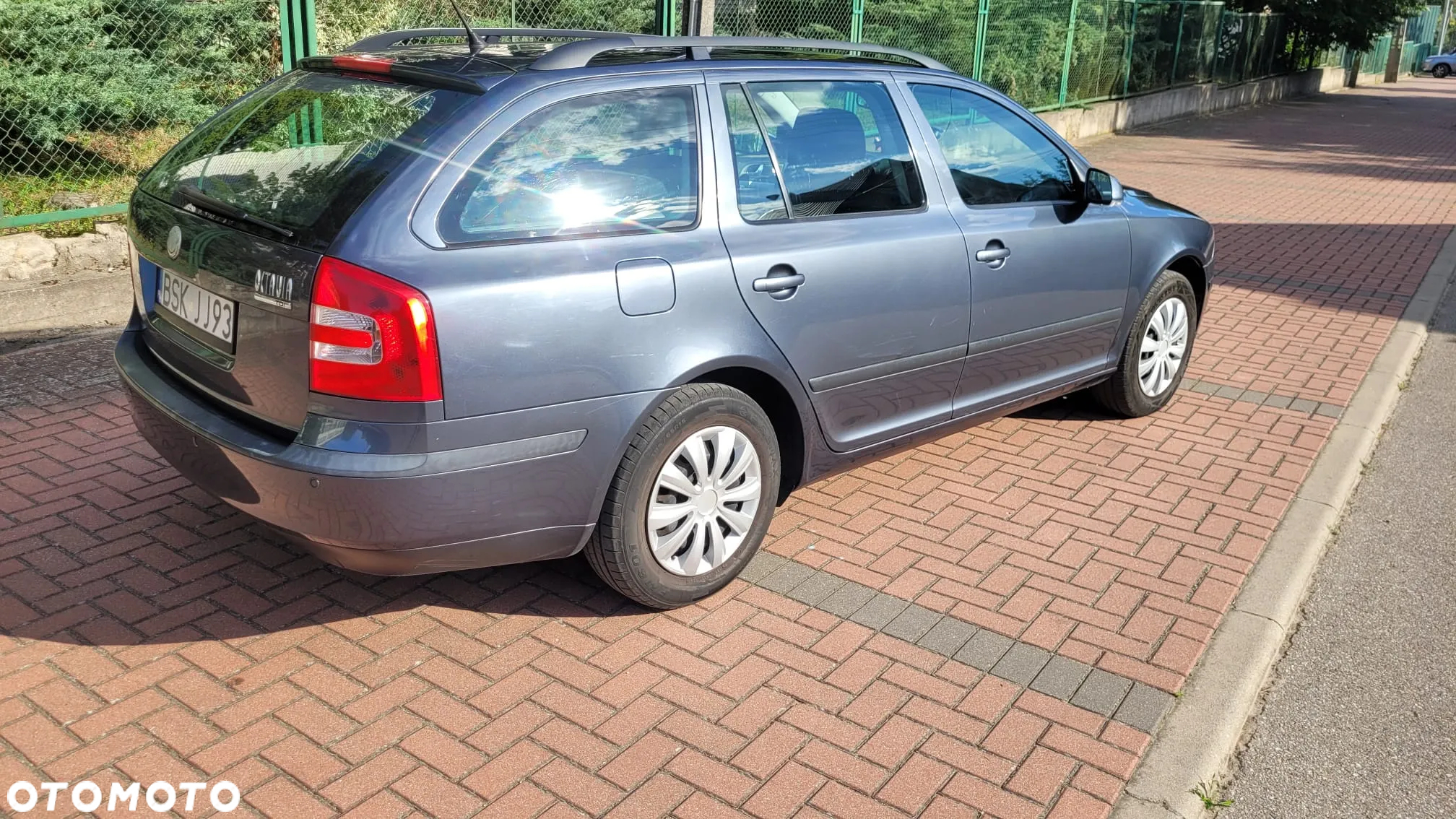 Skoda Octavia Combi 2.0 TDI DPF Ambiente - 7