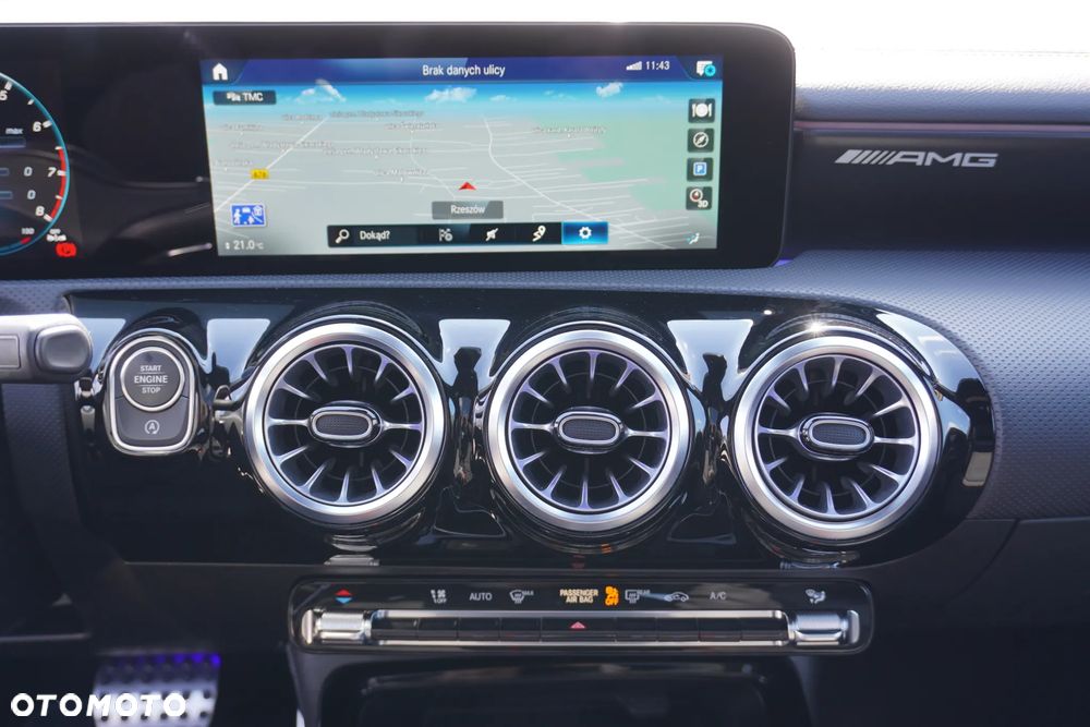 Mercedes-Benz CLA AMG 35 4Matic B AMG Speedshift 7G-DCT - 20