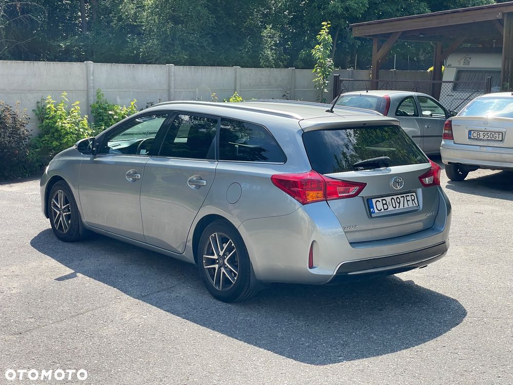 Toyota Auris 1.6 Active - 3