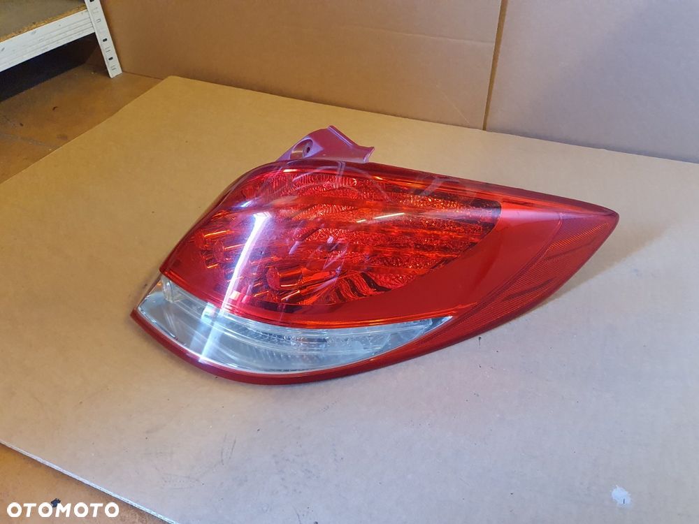 LAMPA PRAWA TYŁ TYLNA LED HYUNDAI VELOSTER - 4