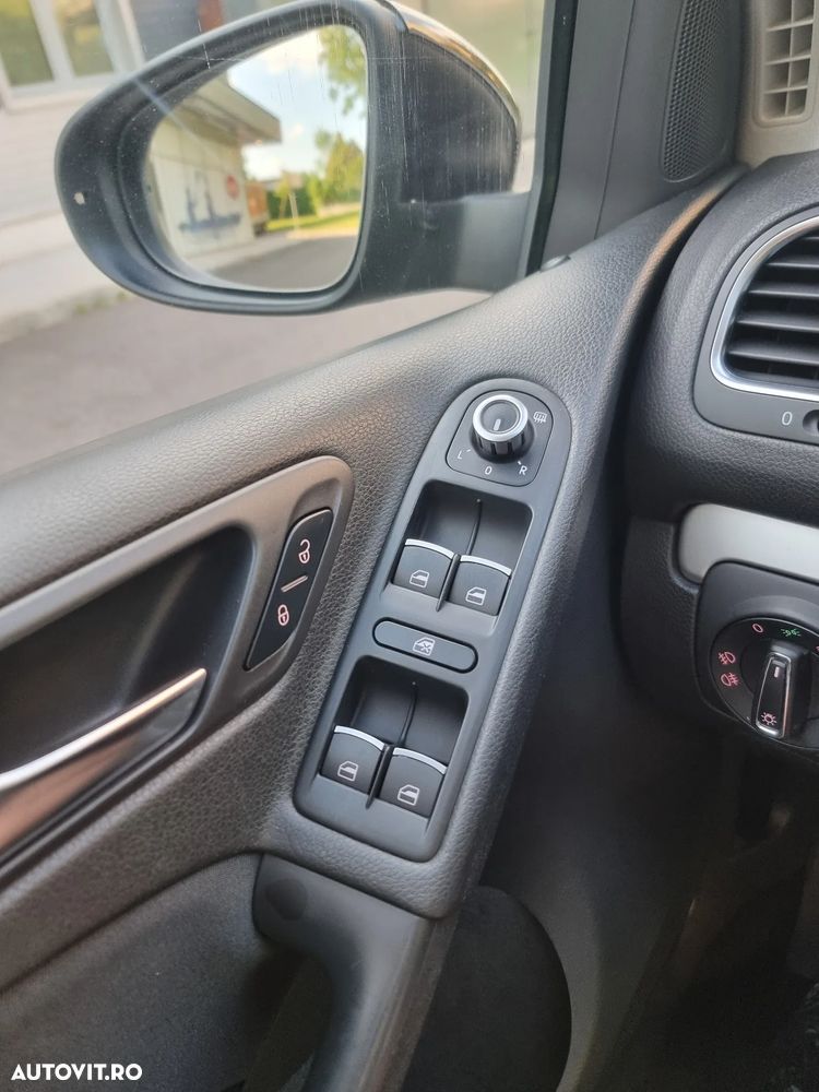 Volkswagen Golf 1.4 TSI Highline - 26