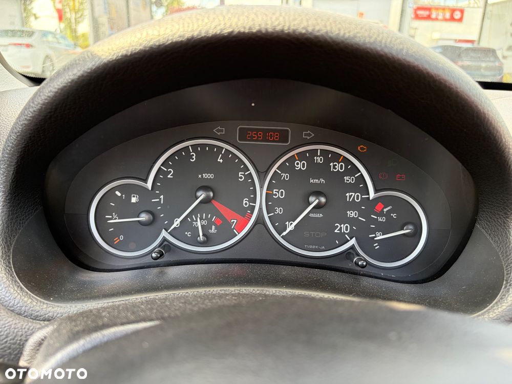 Peugeot 206 CC 2.0 - 16