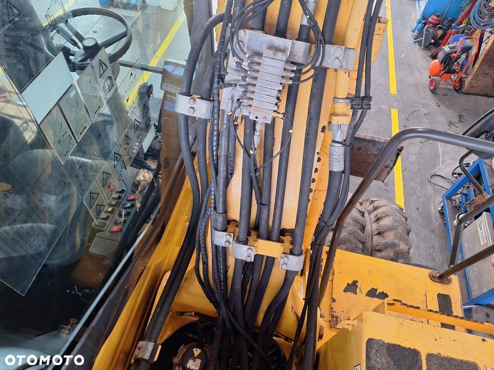 Komatsu Pw 148 - 8 4X4 - 35