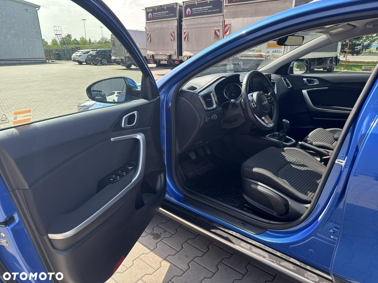 Kia XCeed - 10