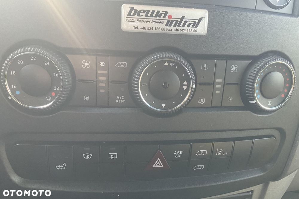 Volkswagen CRAFTER 50 20 Miejsc + wozek inwalidzki + winda Mercedes Sprinter euro 6 - 40