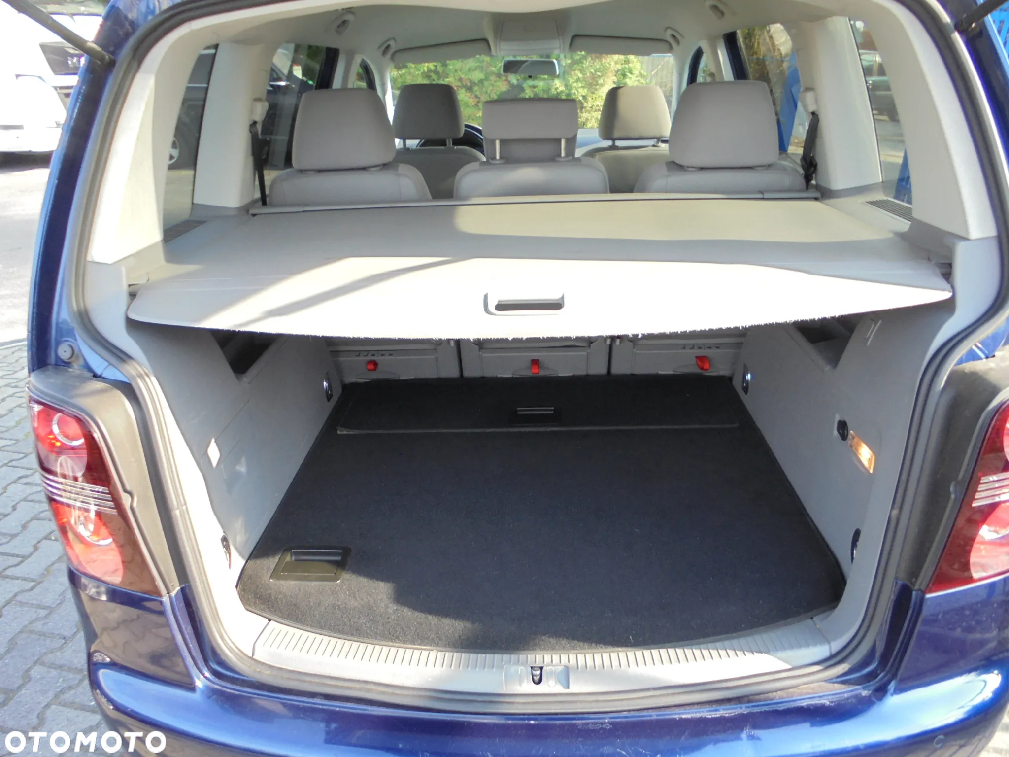 Volkswagen Touran 1.4 TSI Comfortline - 15