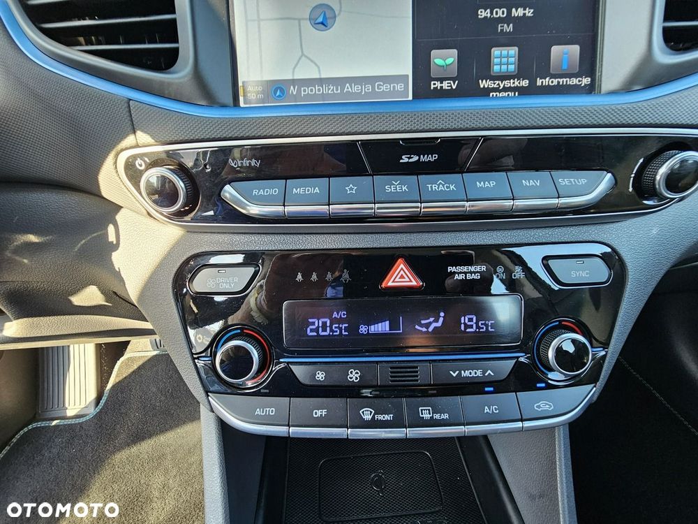 Hyundai IONIQ plug-in hybrid Premium - 32