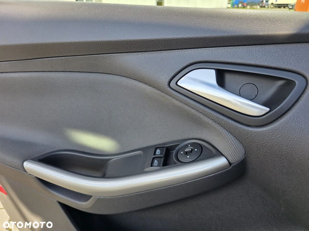 Ford Focus - 22