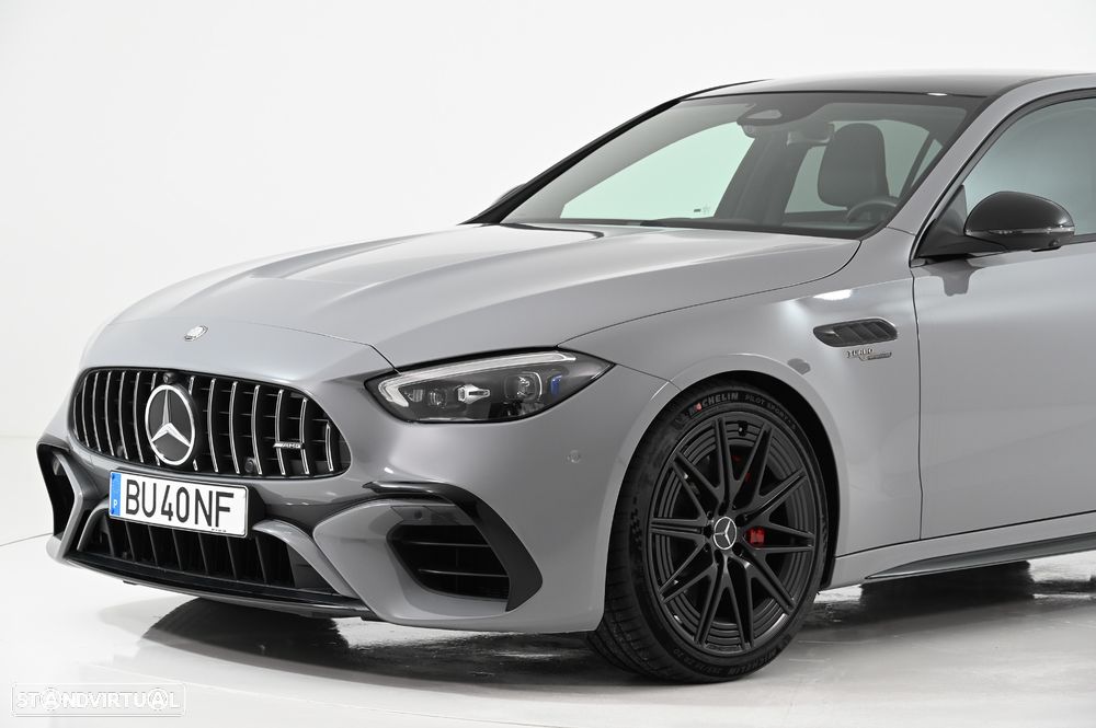 Mercedes-Benz C 63 AMG S E Performance 4Matic - 29