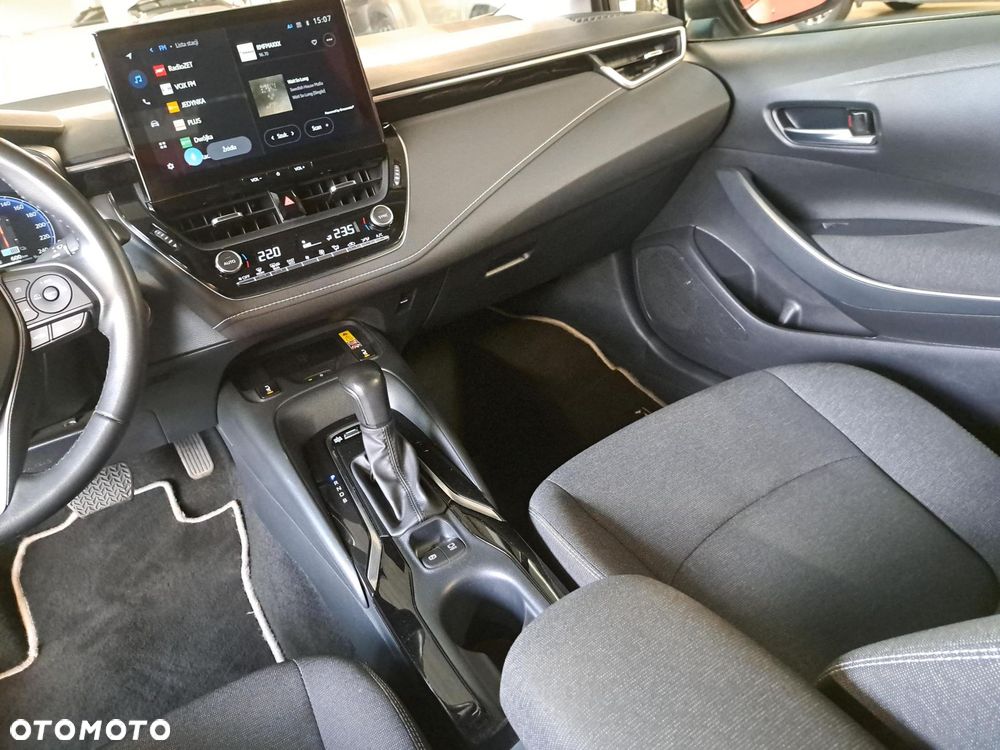 Toyota Corolla 1.8 Hybrid Comfort - 26