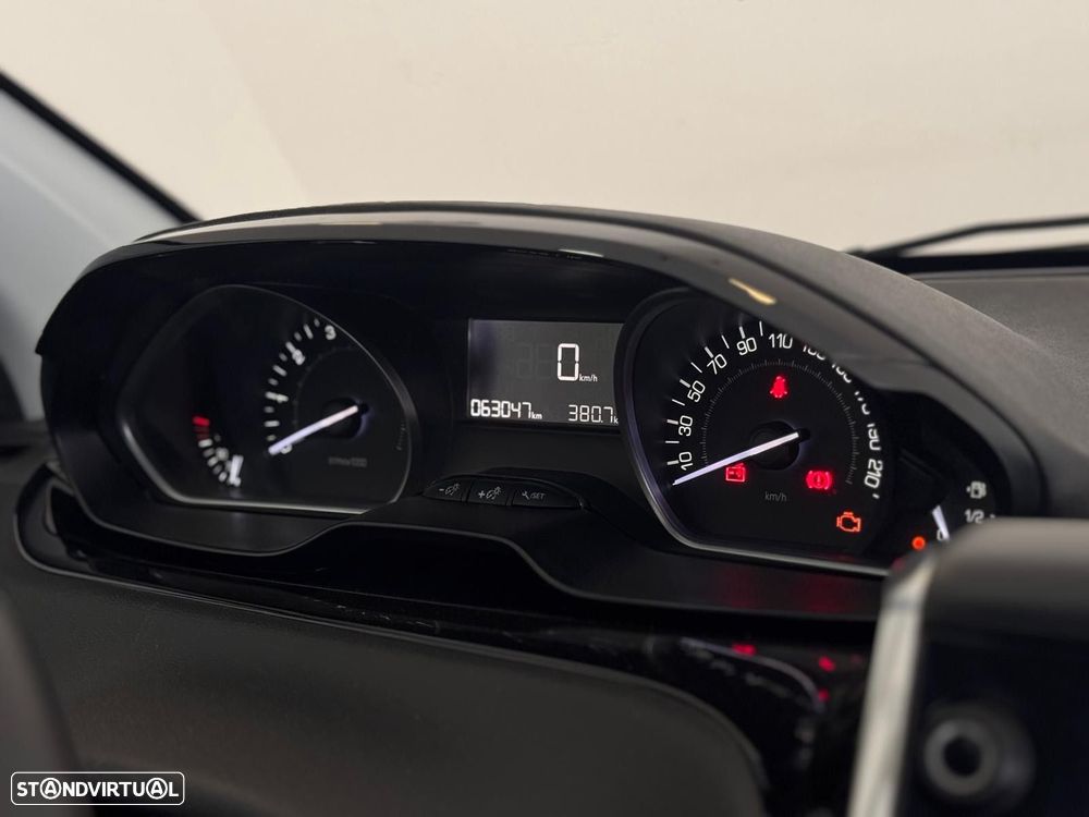Peugeot 208 1.2 PureTech Active - 7
