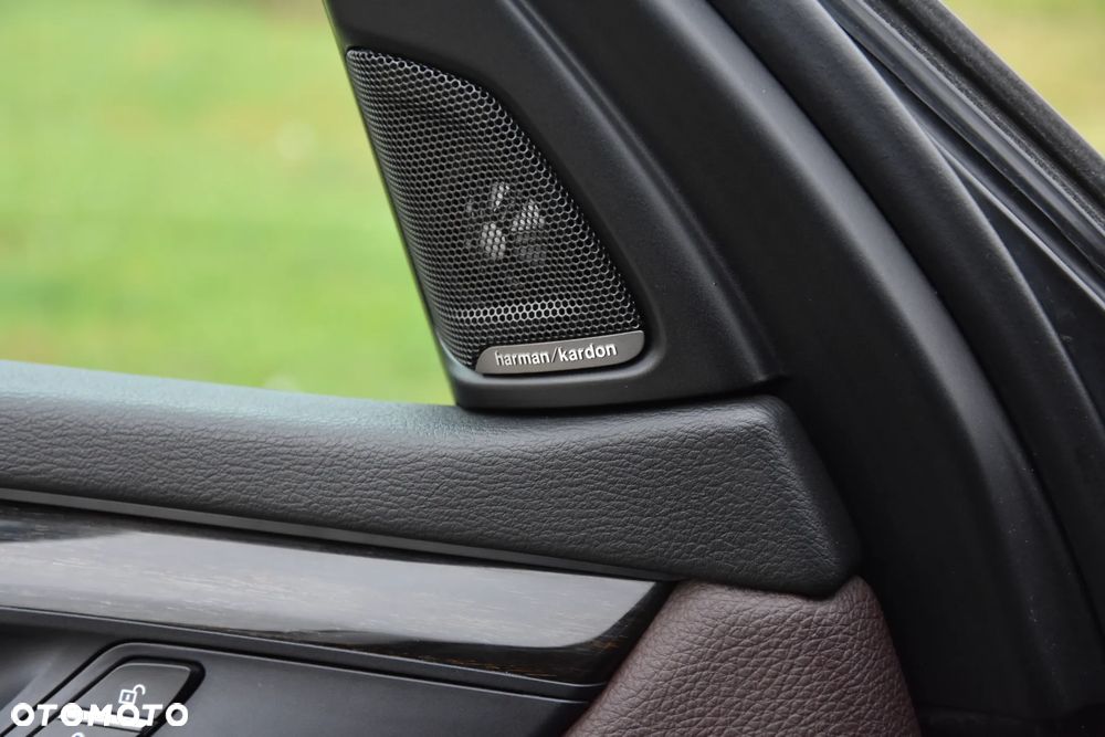 BMW X5 xDrive30d - 28