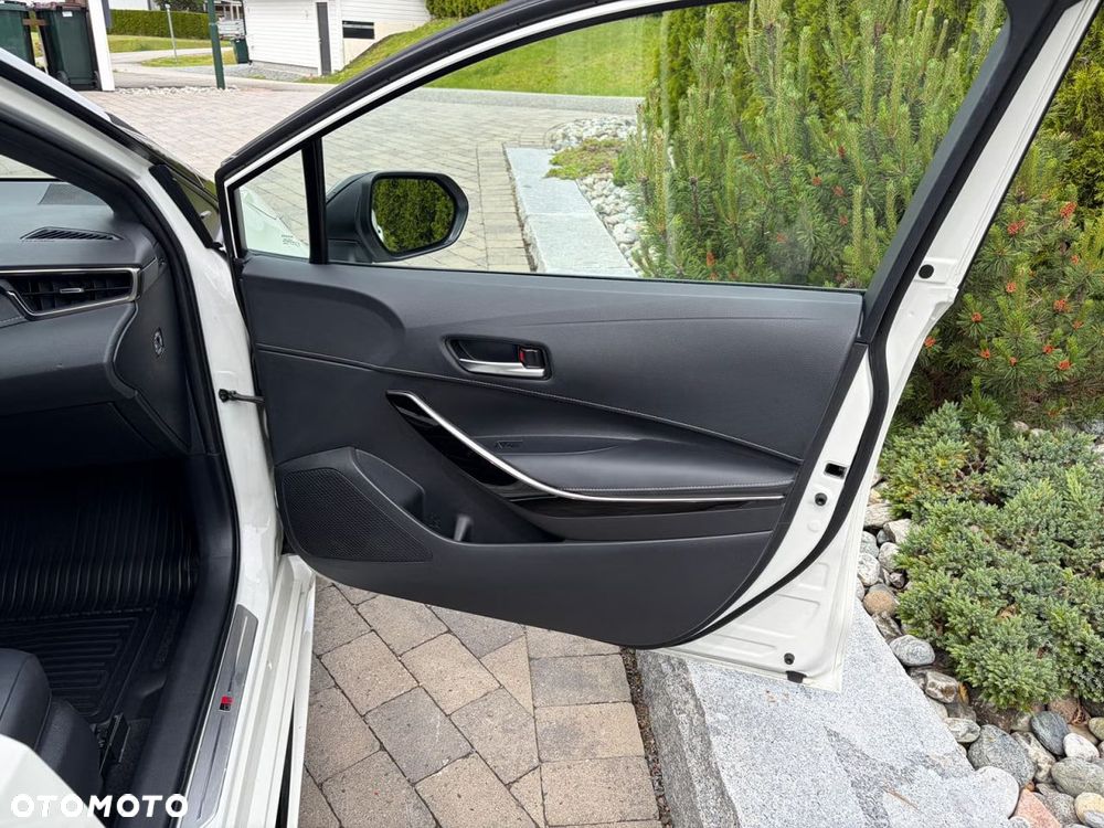 Toyota Corolla 1.8 Hybrid GR Sport - 14