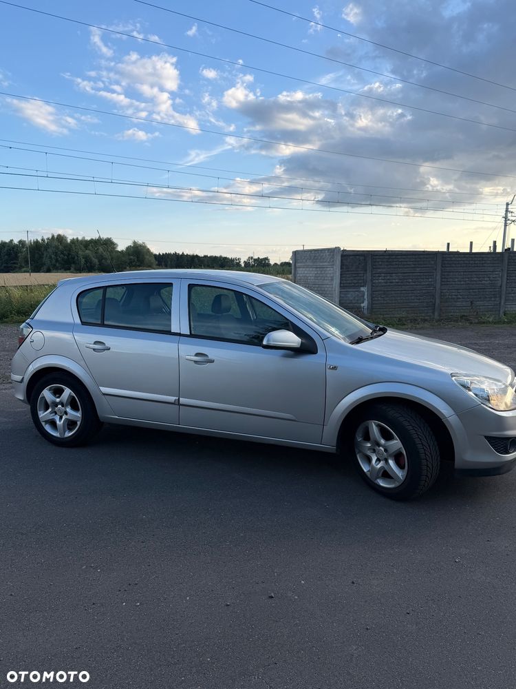 Opel Astra 1.6 Easytronic NAVI - 5