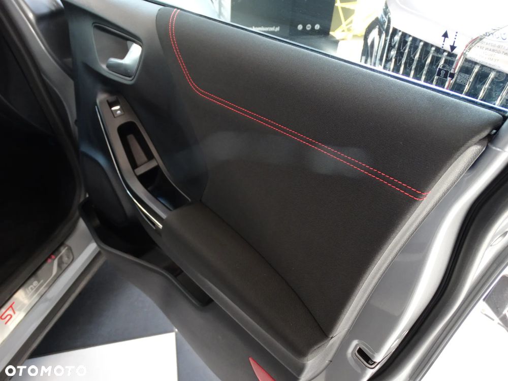 Ford Puma 1.0 EcoBoost Hybrid ST-LINE DESIGN - 36