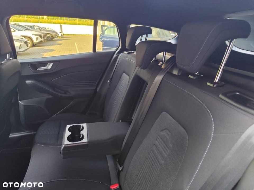 Ford Focus - 12