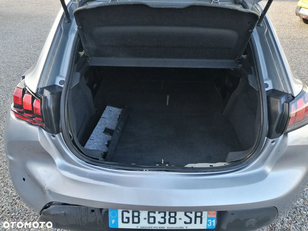 Peugeot 208 Elektromotor 136 Business - 12