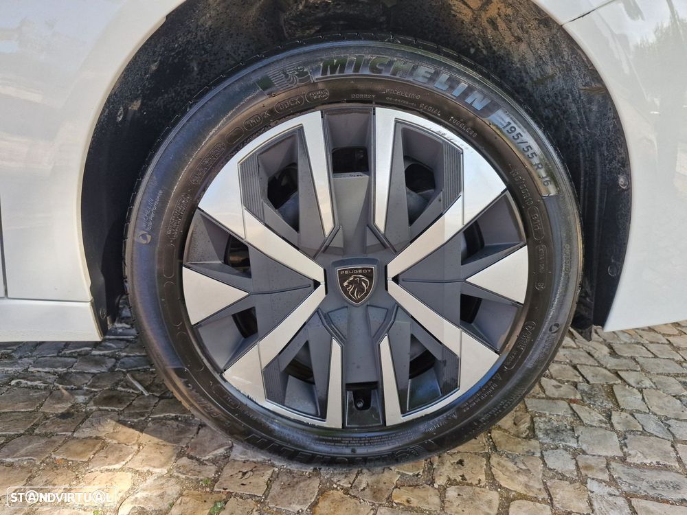Peugeot e-208 50 kWh Style - 14