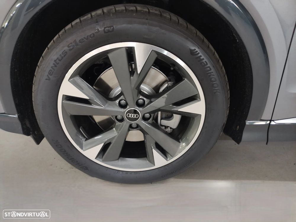 Audi Q4 e-tron 45 82 kWh SE Business - 4