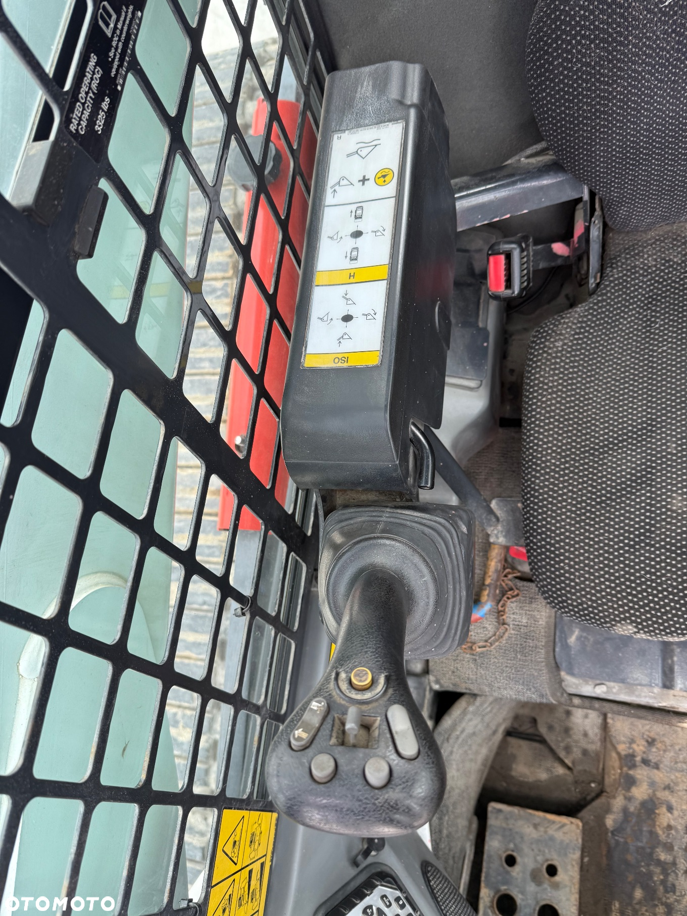 Bobcat T770 - 14