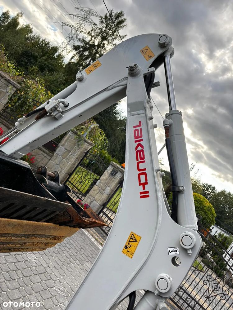 Takeuchi Tb216 - 6