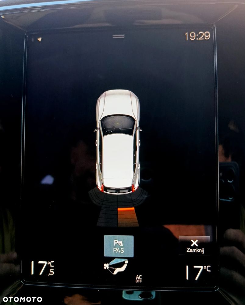 Volvo XC 40 T2 Momentum Core - 23