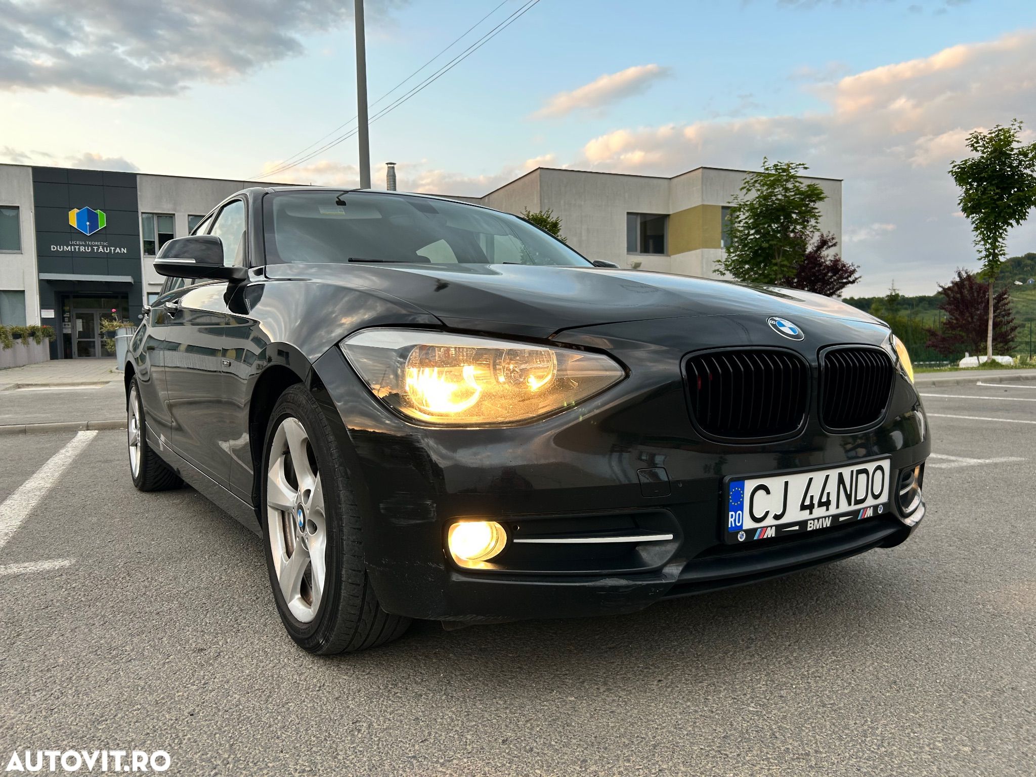 BMW Seria 1 - 1