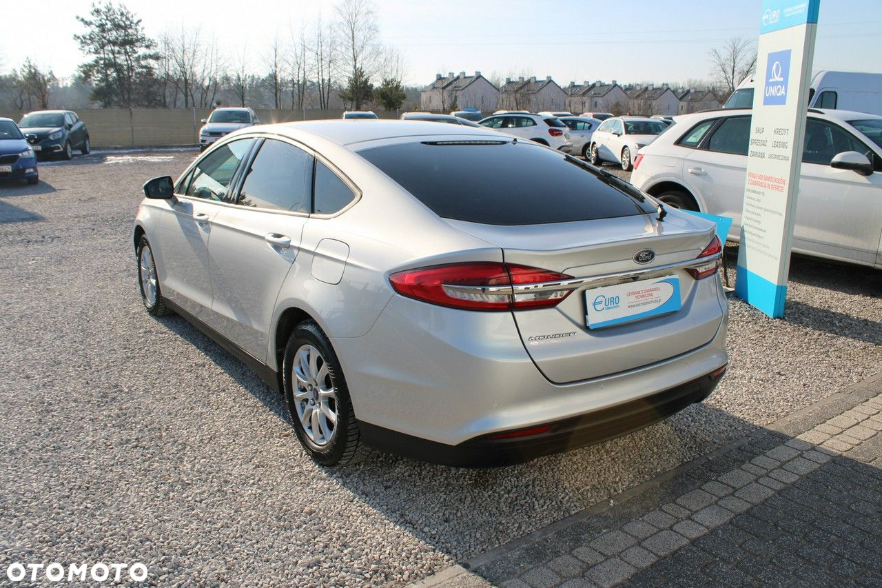 Ford Mondeo - 9