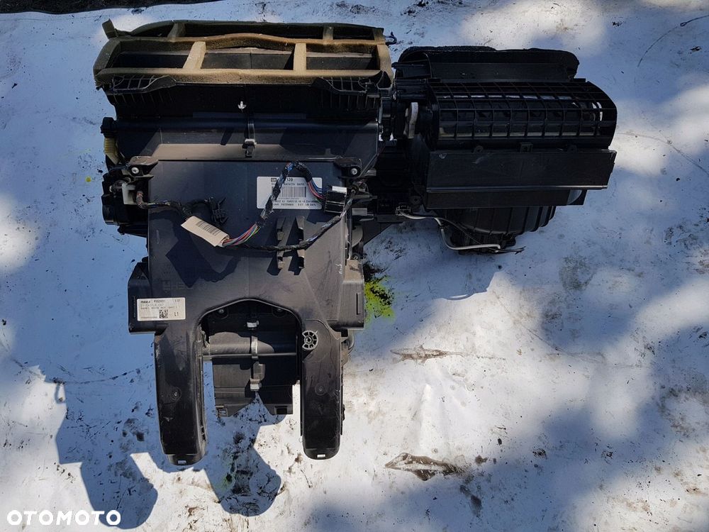 nagrzewnica dmuchawa Opel Astra J - 2
