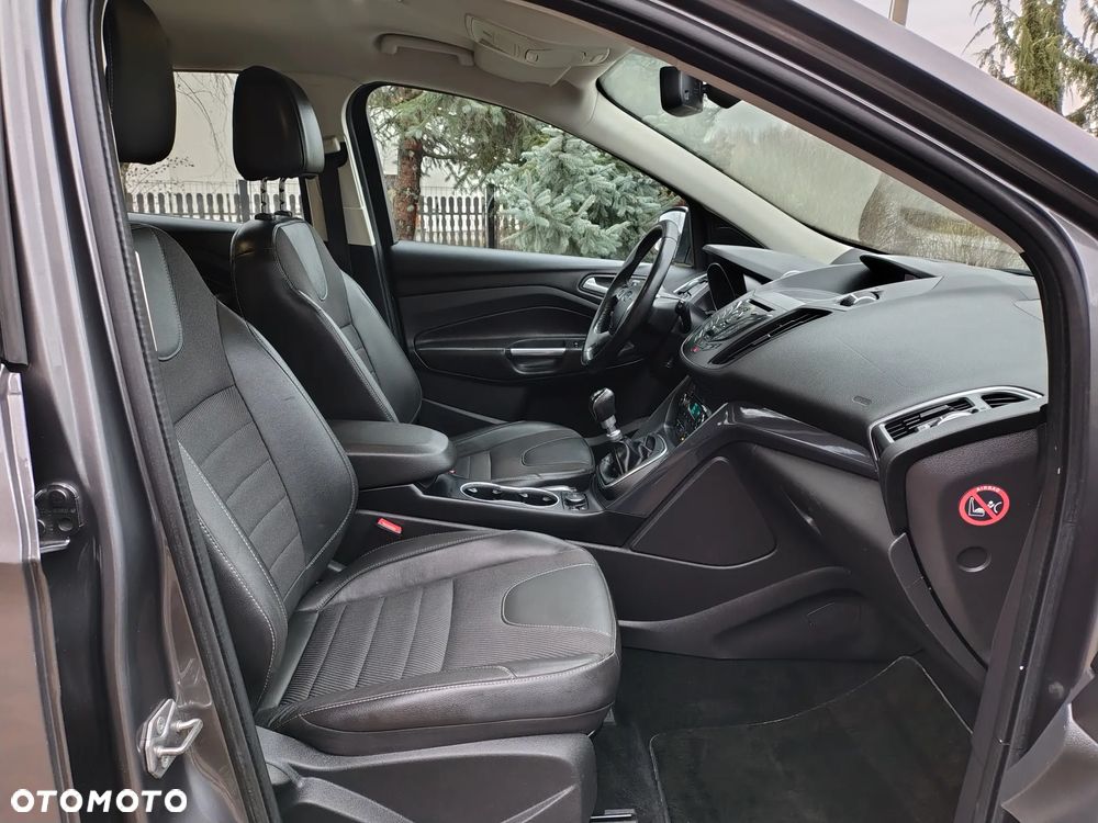 Ford Kuga 1.6 EcoBoost 2x4 Titanium - 15