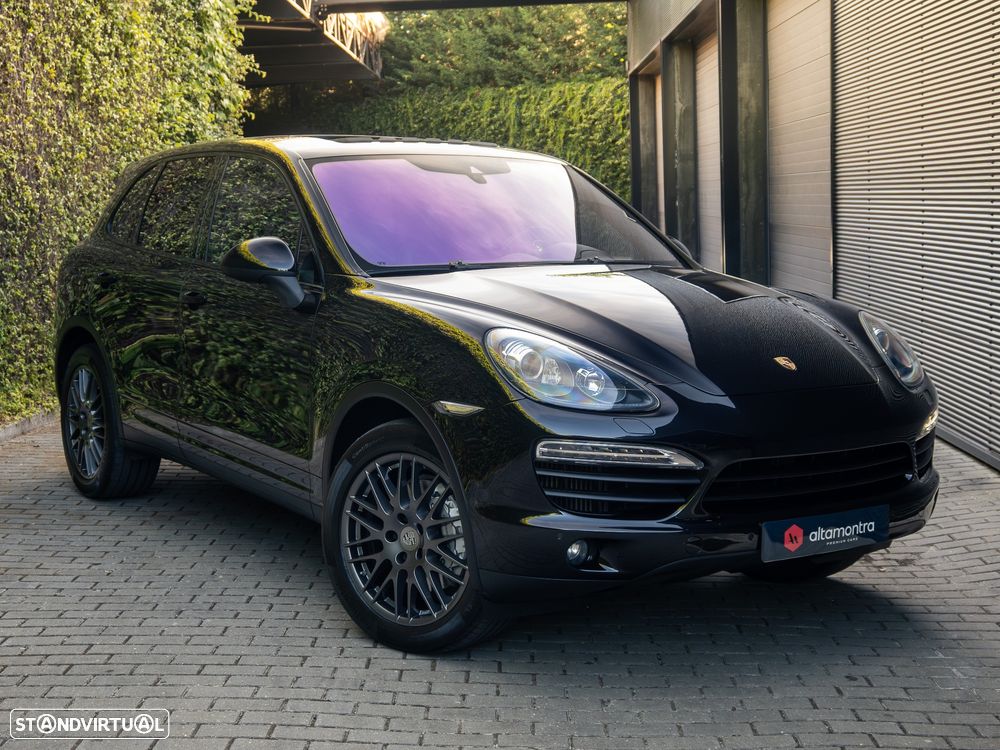 Porsche Cayenne S - 1
