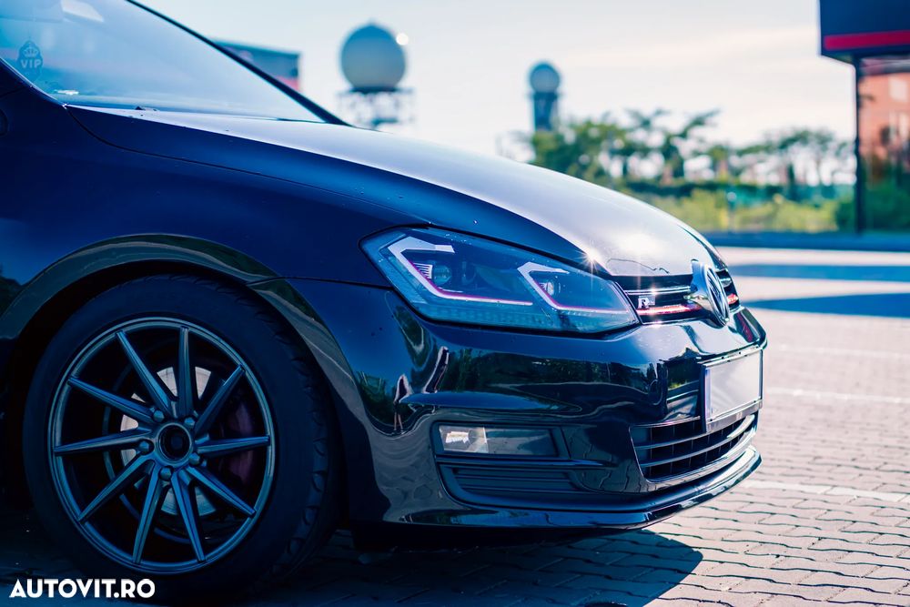 Volkswagen Golf 1.6 TDI BlueMotion Technology DPF Trendline - 17