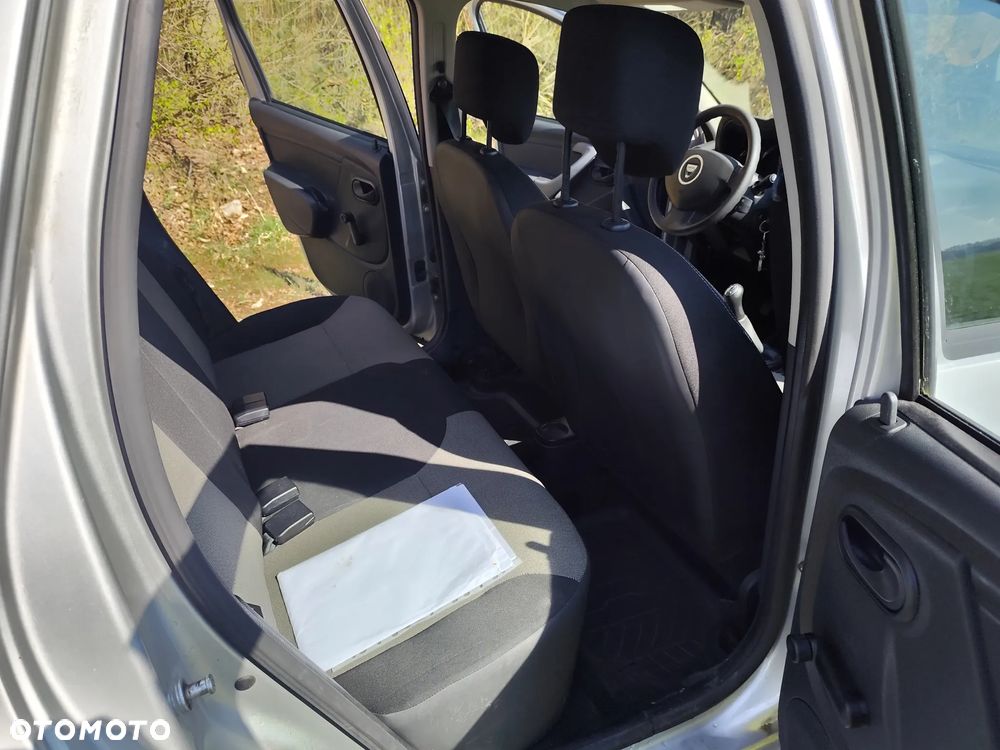 Dacia Duster 1.6 Euro5 - 16